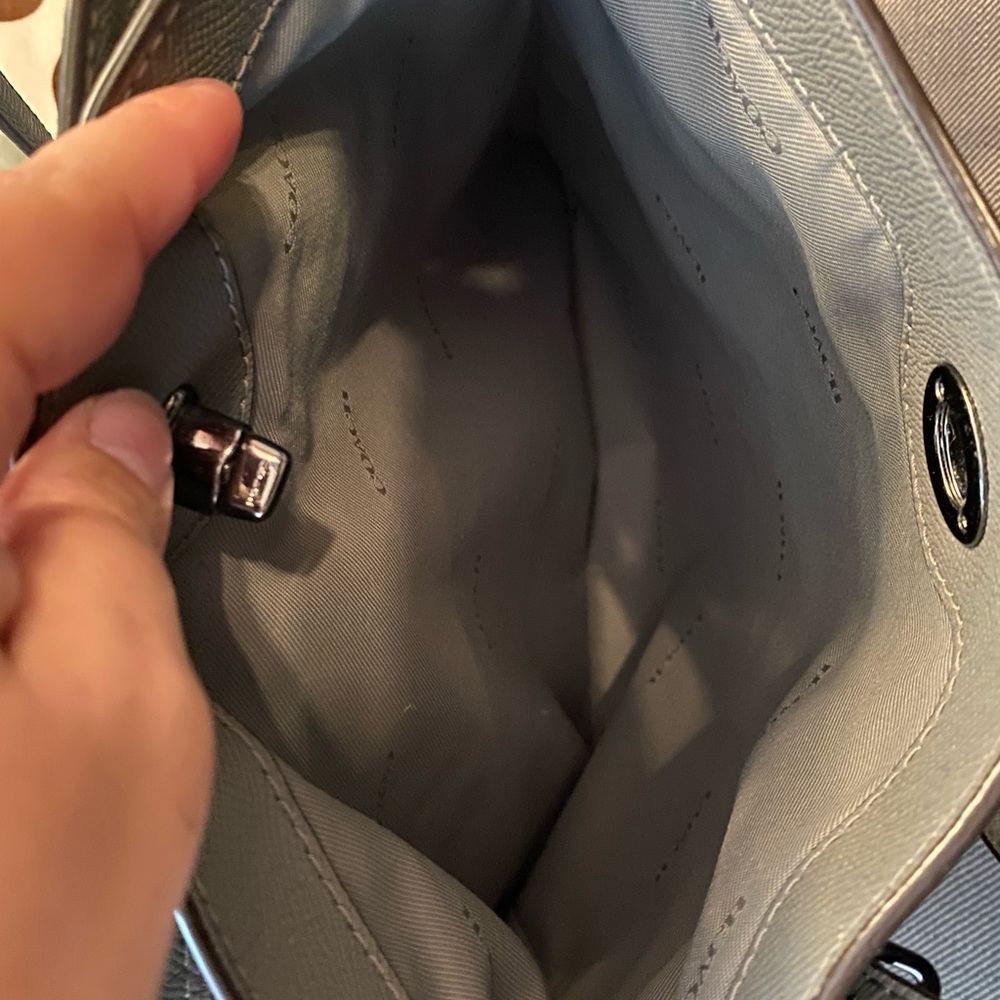 Authentic Coach Tote - Picture 4 of 5
